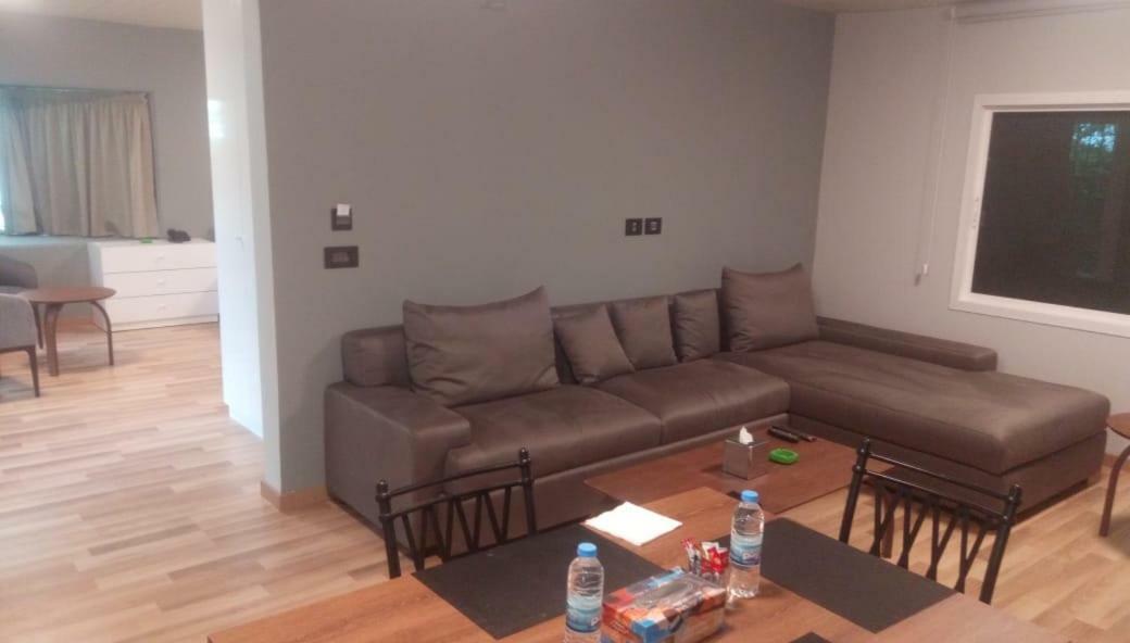 Le Pave Hotel Bayt al Kuku 外观 照片